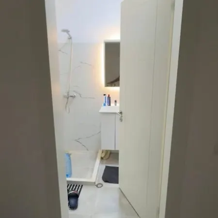 Apartment Sunny Nest *